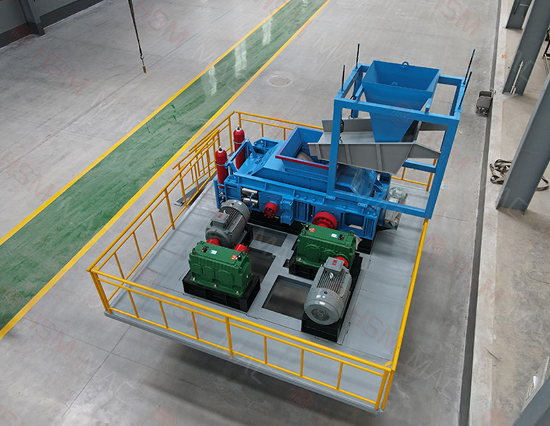 玄武巖對輥破碎機(jī)